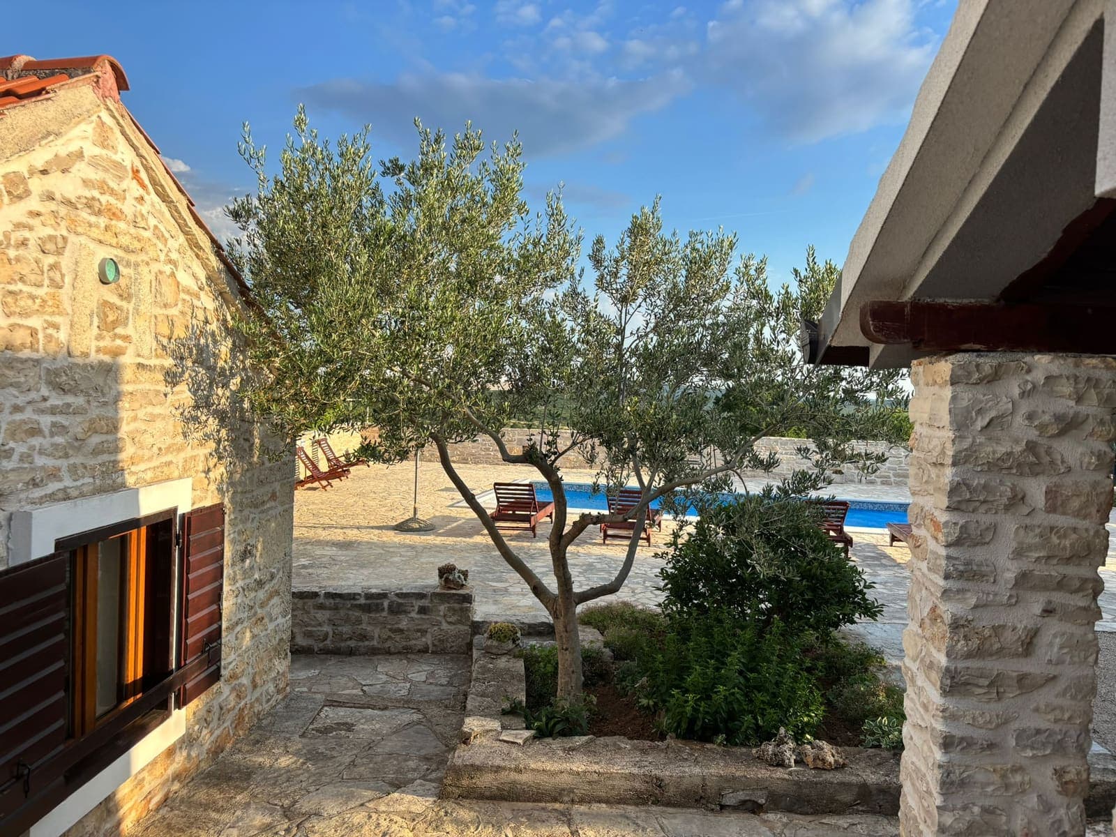Stone house exterior at Vila Irena